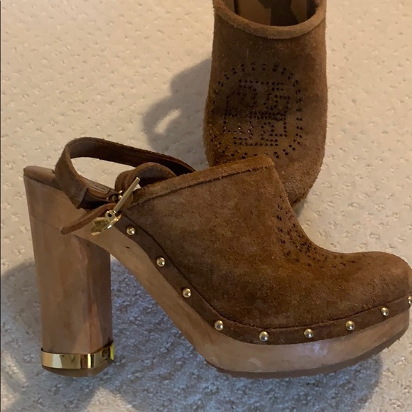 Fabulous and Funky TORY BURCH high heeled clogs - Picture 5 of 8